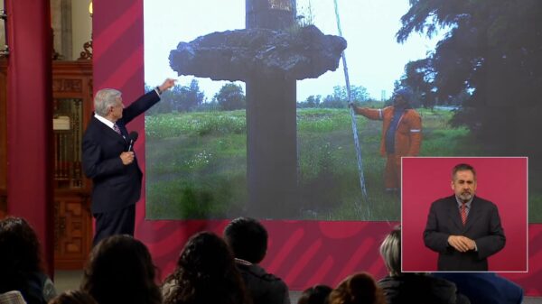 Terreno del NAIM se ha hundido 2.80 metros, evidencia AMLO