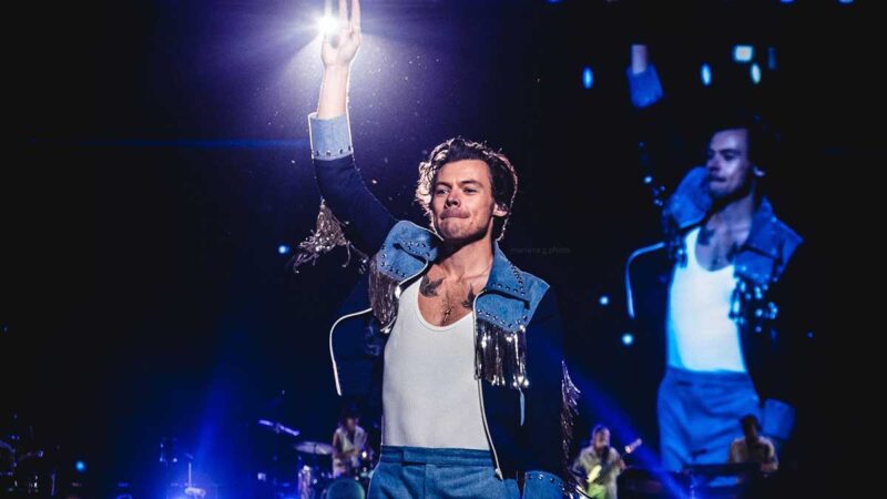 Roban el equipo de Harry Styles en Brasil