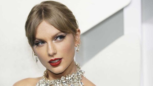 Taylor Swift debutará como directora de un filme escrito por ella misma