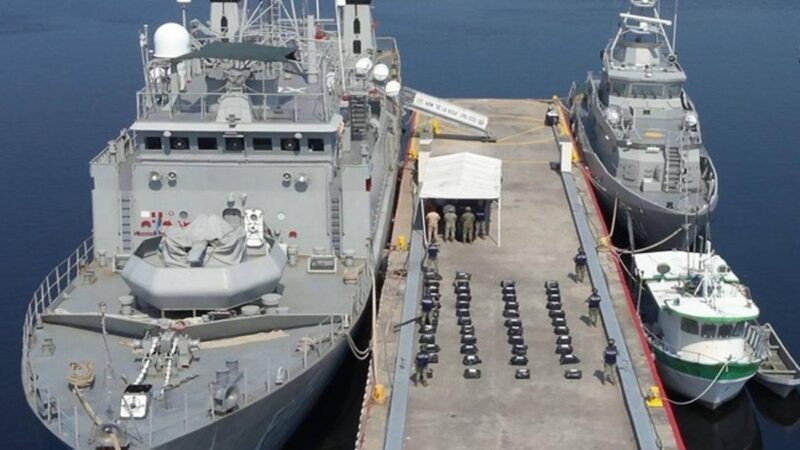 Decomisa la Marina una tonelada de cocaína en Chiapas.