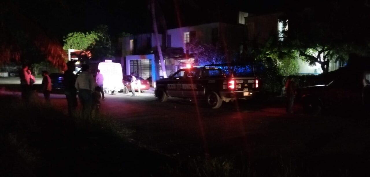 Detienen a taxista tras intento de ejecución a un colega en Playa del Carmen; los hechos ocurrieron en la Guadalupana en donde una mujer también fue herida.