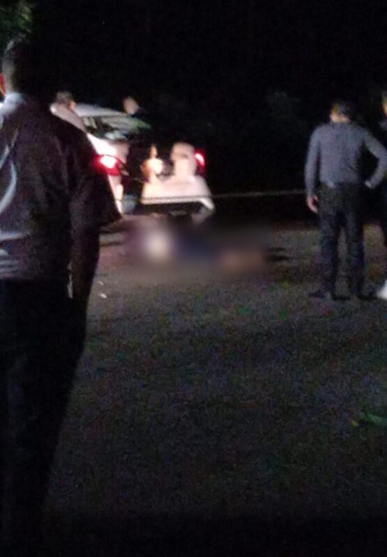 Muere mujer taxista de Playa de Carmen en choque carretero; la operadora de la unidad 3073 salió proyectada de su unidad.
