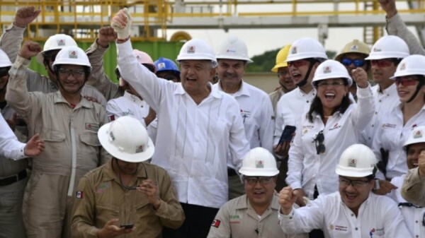 Celebrará AMLO en el Zócalo 85 Aniversario de Expropiación Petrolera