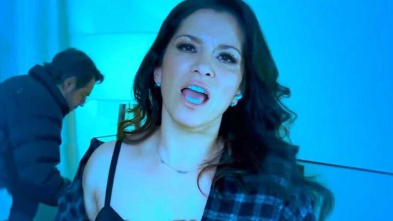 Alessandra Rosaldo parodia canción de Shakira con Bizarrap