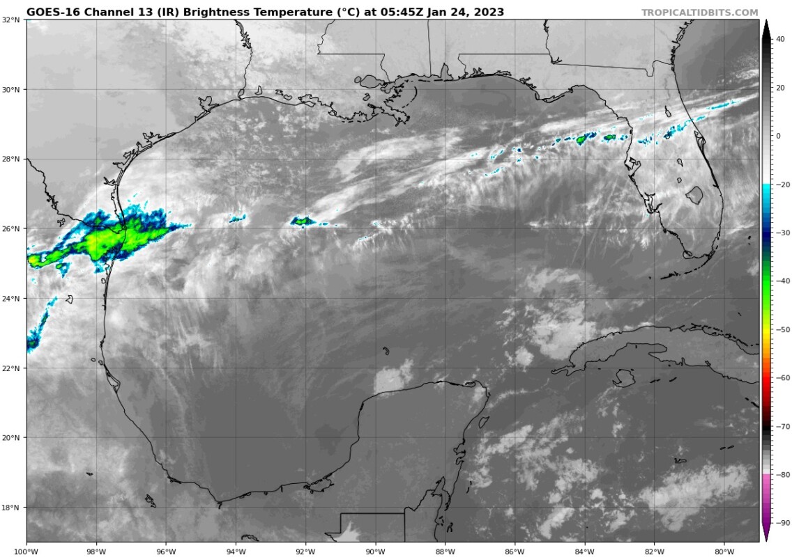 Pronóstico del clima para hoy martes 24 de enero en Quintana Roo; cielo medio nublado a nublado durante el día con probabilidad de chubascos.