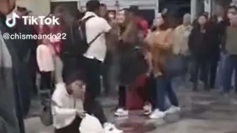 Infiel es cachado por su esposa huyendo "con la otra"