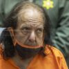 Juez considera a Ron Jeremy no apto para juicio por abuso sexual