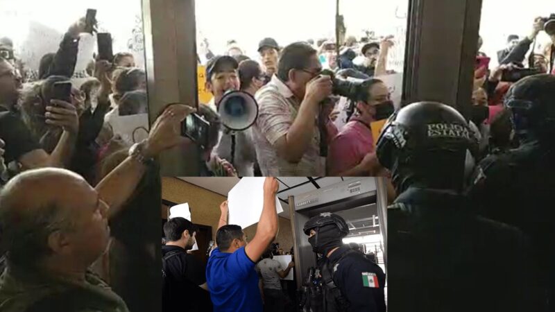 Habitantes de Sinaloa se manifiestan y exigen retiro de autoridades