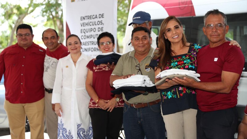 Mara Lezama entrega equipo, uniformes, vehículos e infraestructura a la Fundación de Parques y Museos de Cozumel