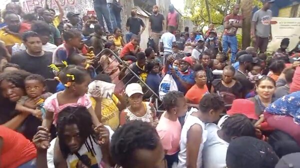 Con multitudinaria protesta, migrantes en Chiapas exigen asilo