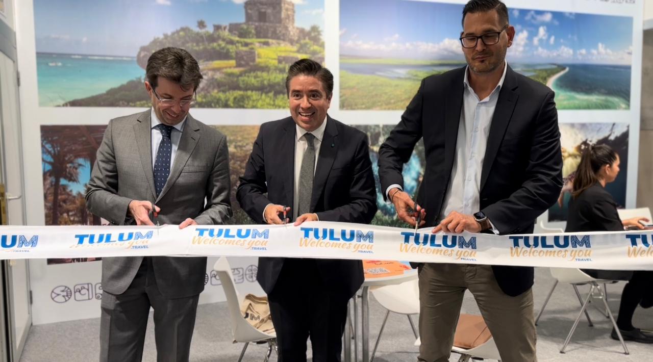 La inauguración del stand de Tulum en la Feria Internacional de Turismo de Madrid.