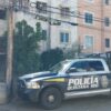 Hallan a una mujer asesinada en edifico de departamentos de la Región 96.