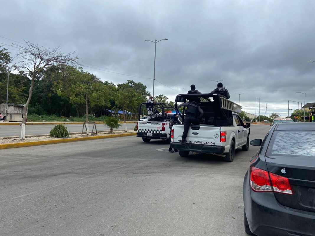 Caen dos sicarios tras ejecutar a un hombre en Cielo Nuevo; el hecho derivó en una persecución que inició en la Leona Vicario y la Kabah.