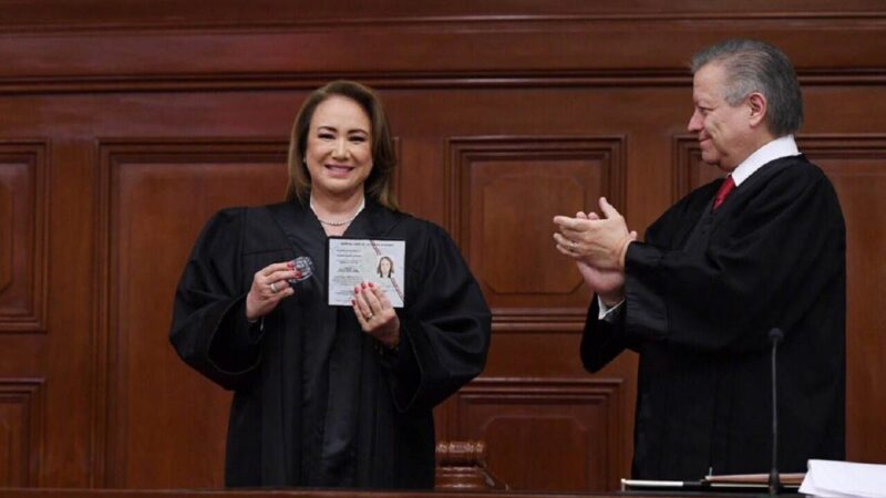 Determina fiscalía de la CDMX que Yasmín Esquivel no plagió su tesis