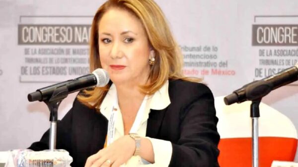 Pide Colegio de Abogados renuncia de Yasmín Esquivel