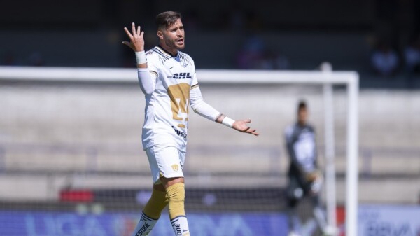 Acusan de manera anónima a jugador de los Pumas