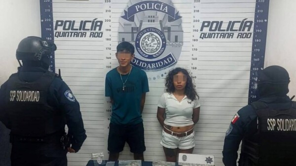 Detienen a cuatro narcomenudistas en Playa del Carmen.
