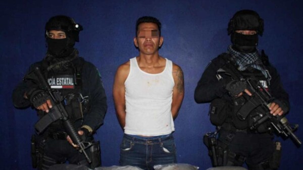 Detienen a narcomenudista en la invasión In House de Playa del Carmen.