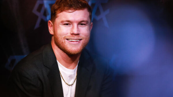 Canelo Álvarez sorprende a los mexicanos con este anuncio