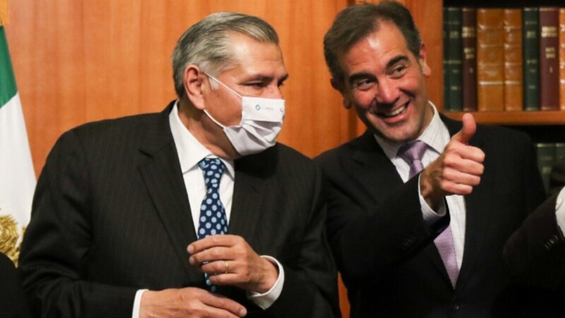 Lorenzo Córdova, dice “barbaridad y media”