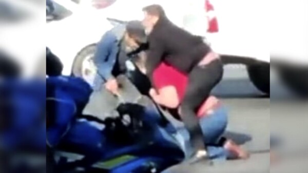 Propinan ooootra paliza a Alfredo Adame