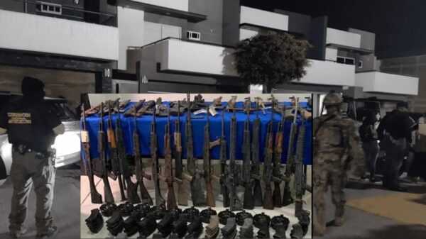 Decomisan fuerzas federales enorme arsenal en Sinaloa