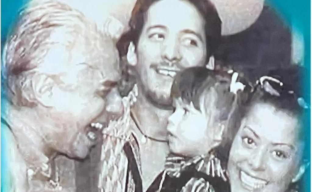 Enrique Guzmán llega a sus 80 años deseando una felicitación de Frida Sofía