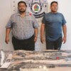 En Cancún detienen armados a falsos empleados aduanales.
