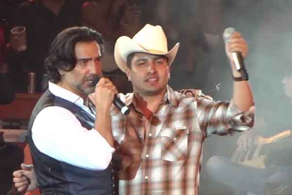 Julión Álvarez se solidariza con Alejandro Fernández, tras concierto en estado de ebriedad