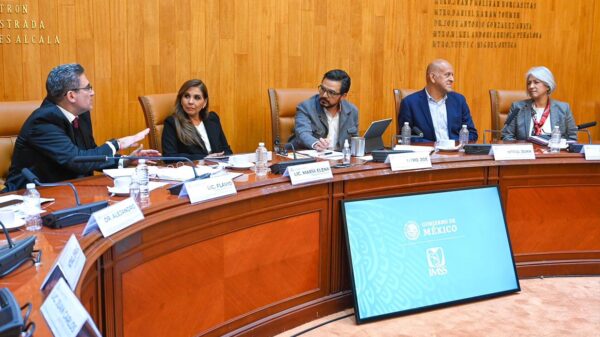 Mara Lezama gestiona proyectos de salud para Quintana Roo