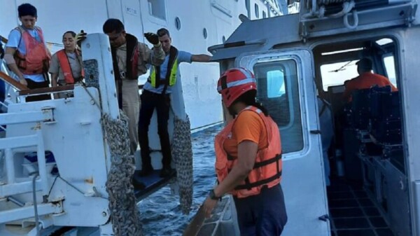 Auxilia la Marina a pasajero de un crucero en Isla Mujeres.