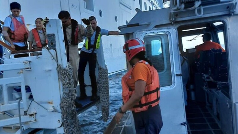 Auxilia la Marina a pasajero de un crucero en Isla Mujeres.