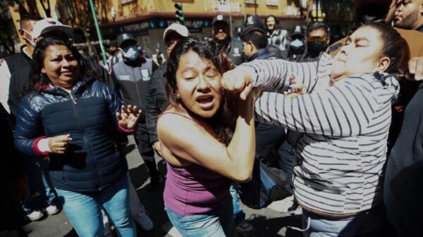 Sandra Cuevas ordena violento desalojo