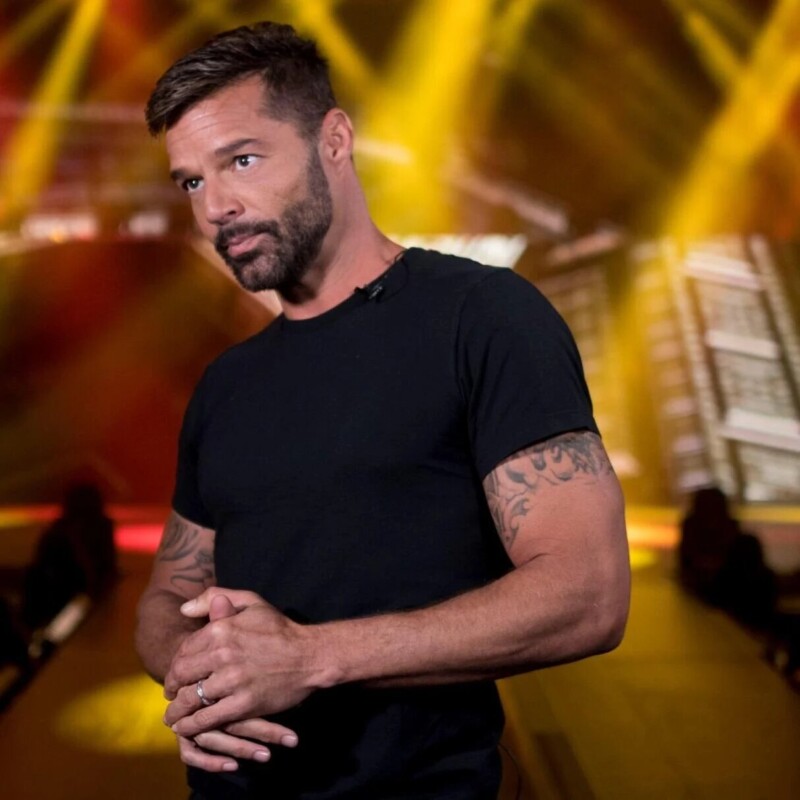 Sobrino de Ricky Martin se queda sin abogados