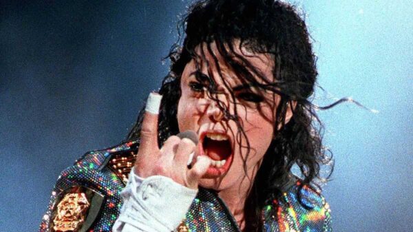 Venderán catálogo musical de Michael Jackson por más de 800 mdd