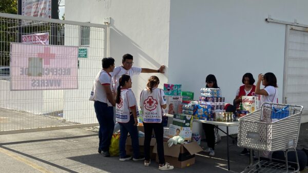 Recoleta la Cruz Roja Cancún víveres para ser enviados a Turquía (VIDEO).