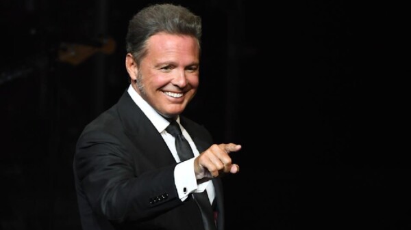 ¿Lo hackearon? ¿Luis Miguel ofrece entradas gratuitas para su siguiente show?