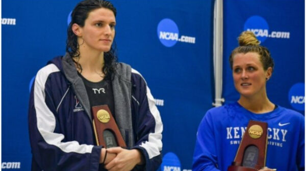 Nadadora revela que fue obligada a competir contra transexual