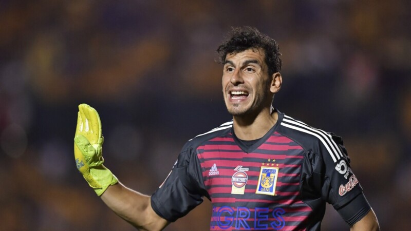 Nahuel Guzmán “amenaza” con salir de los Tigres