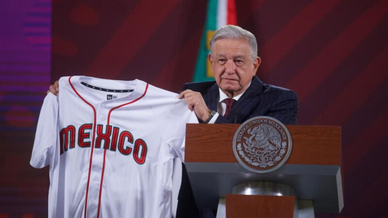 AMLO felicita a la Selección Mexicana de Beisbol