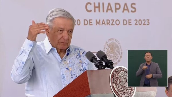 AMLO reprueba quema de efigie de ministra Piña
