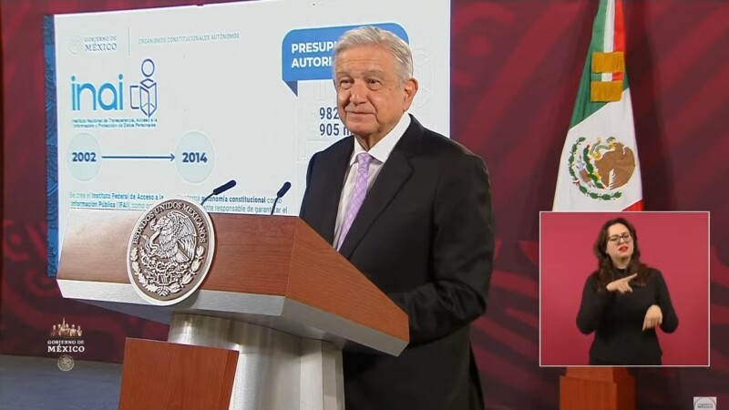 Veta AMLO acuerdo entre Monreal y PAN por el Inai