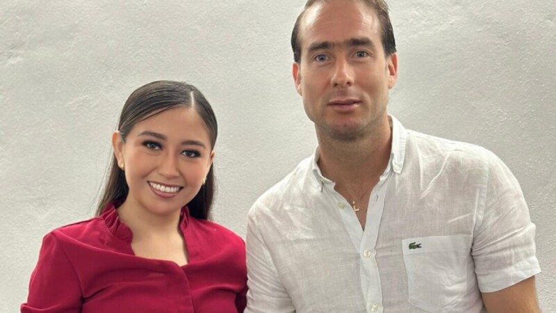 Diego Castañón se reúne con dirigente de Morena, Johana Acosta