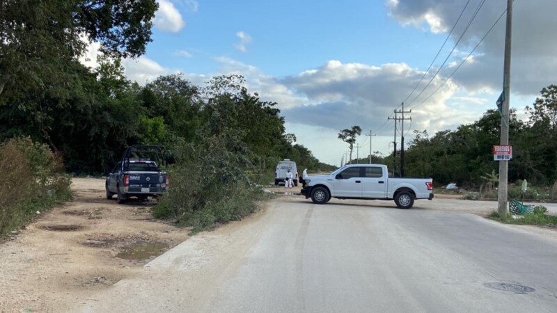 Localizan un cadáver "ensabanado" en colonia de Cancún
