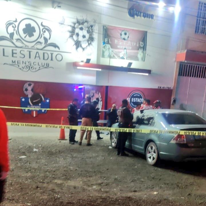 Ataque armado en un bar de Guanajuato deja 8 muertos y 7 heridos; la masacre se registró en El Estadio, en Apaseo el Grande.