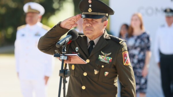 Toma posesión nuevo comandante de la Guarnición Militar de Cancún.