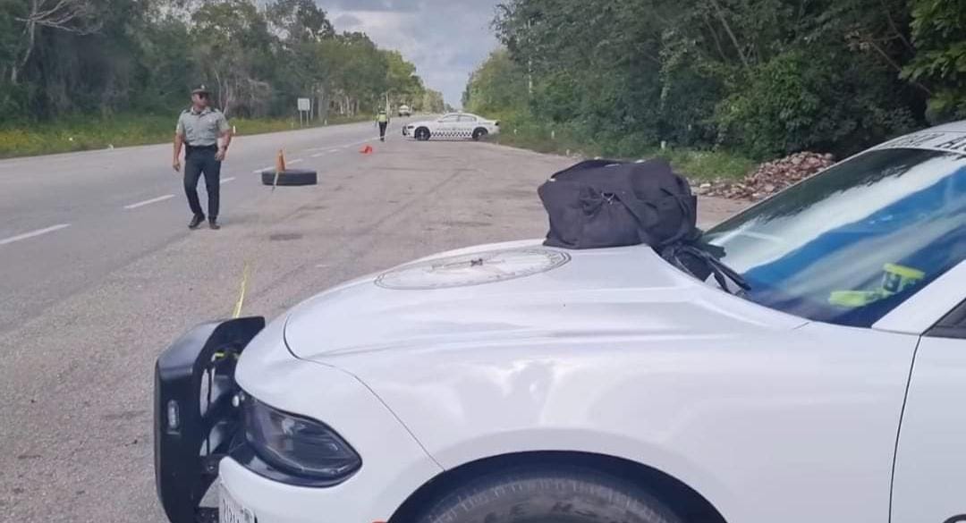 Hallan cuerpo putrefacto en la carretera Felipe Carrillo Puerto-Tulum; se trata de un masculino que fue cubierto con cal.