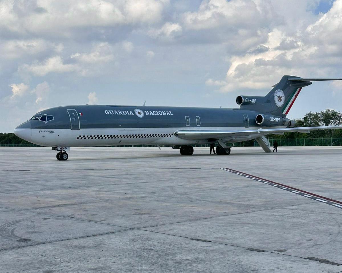 Mudan de prisión a 55 personas privadas de la libertad en Quintana Roo; 54 de ellas salieron del penal de Cancún a instalaciones federales.