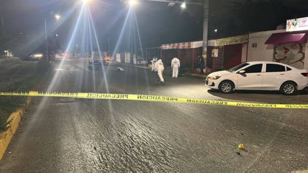 Muere motociclista tras derrapar en la Chac Mool en la Sm 215 de Cancún.
