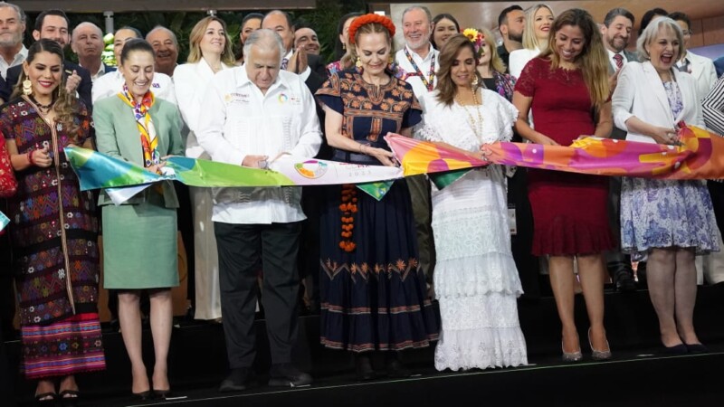 Marybel Villegas promueve destinos de Quintana Roo en el Tianguis Turístico de México.